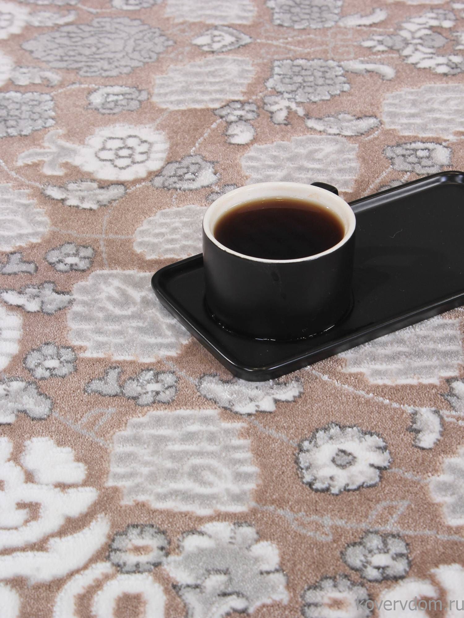 Ковер GRAFF F654 LIGHT BEIGE