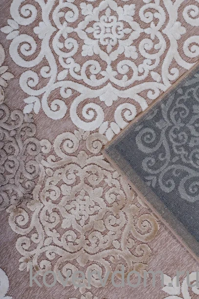 Рельефный ковер из вискозы GENOVA 38001 6565 90 Рельефный ковер из вискозы GENOVA 38001 6565 90